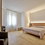 Le Rasole 公寓 加尔达
